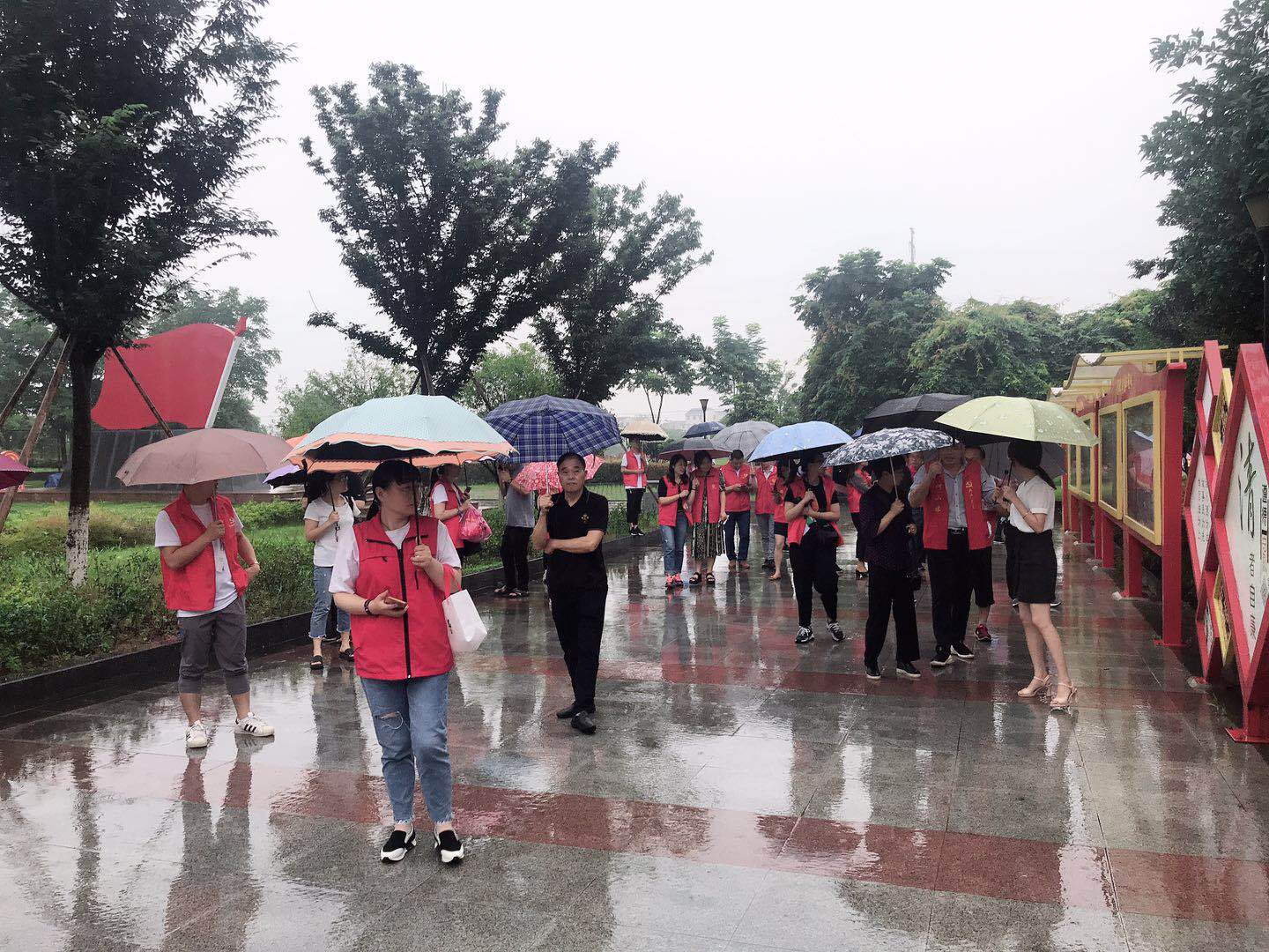 1205684046.jpg 1205684046.jpg